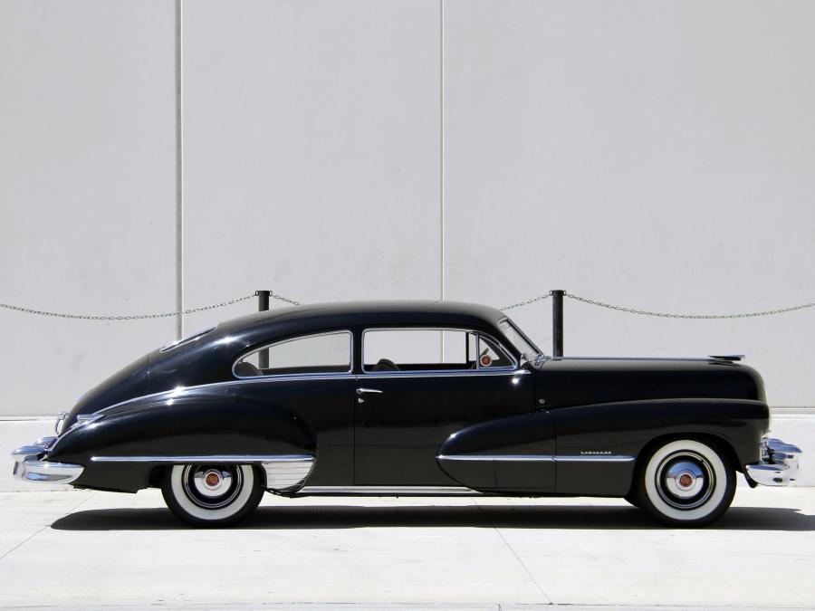  Cadillac Series 62 Club Coupe 1946 года  (фото 9 из 10)